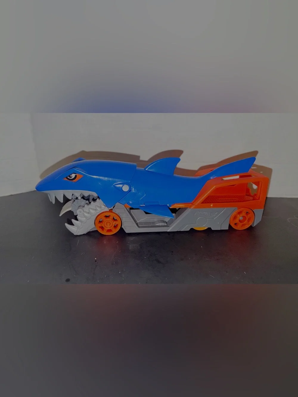 Hot Wheels Shark Chomp Transporter GVG36 Blue Orange 2021 INCOMPLETE No Car